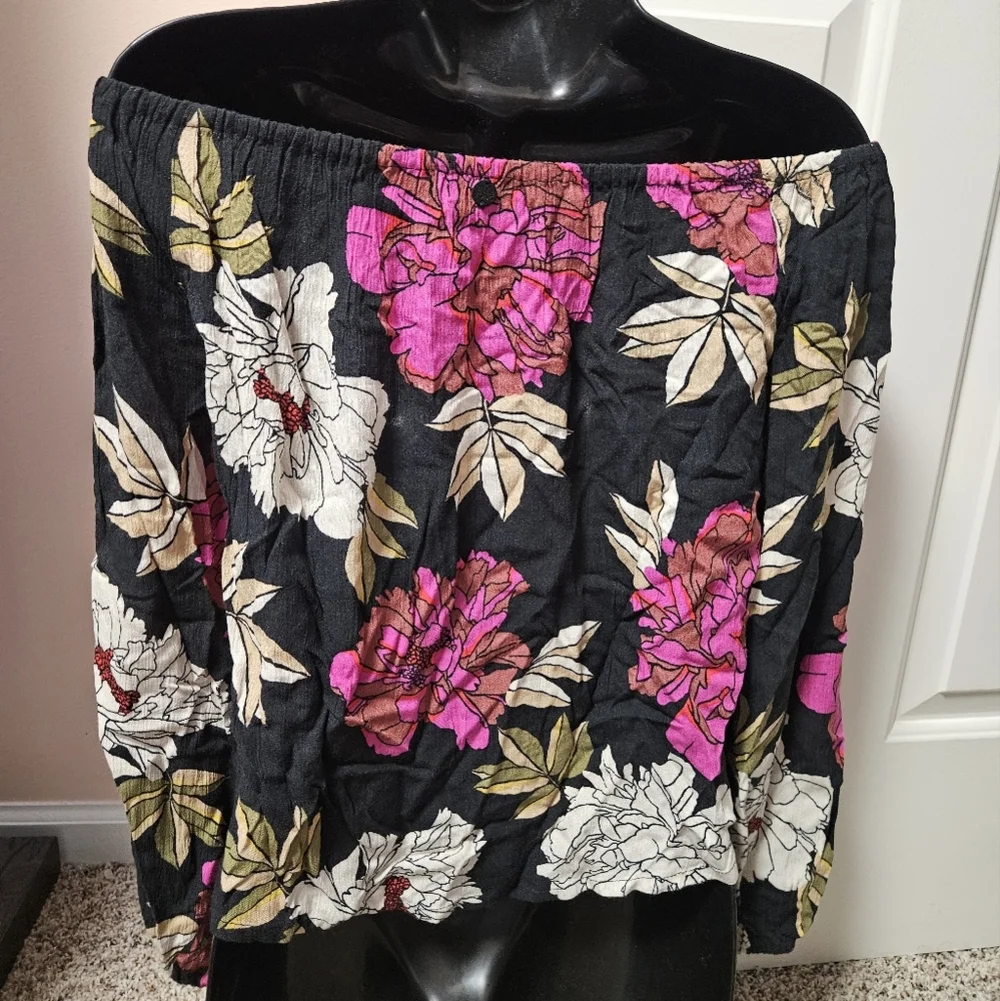Billabong Off the Shoulder Top - Picture 8 of 11